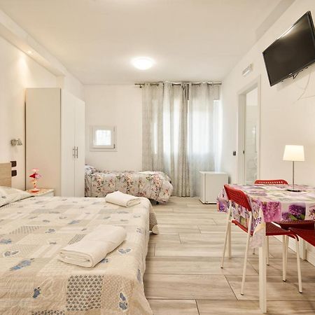 Venice Pink House Marghera Exterior foto